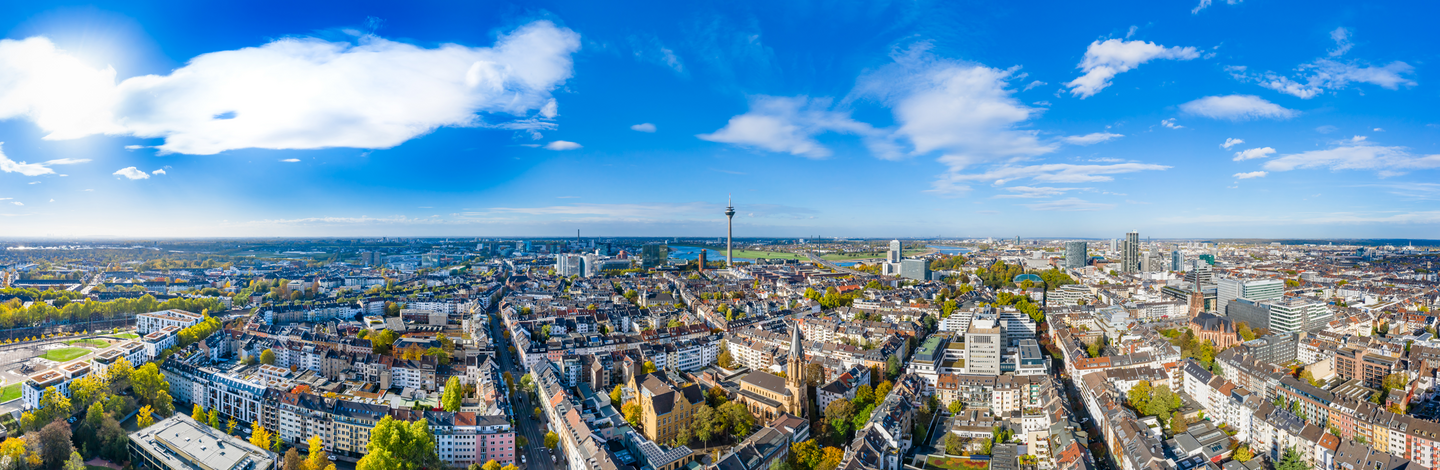 Landeshauptstadt Düsseldorf – Luftaufnahme iStockPhoto Nr. 1300968030