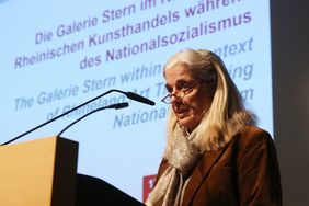 Die Ministerin für Kultur und Wissenschaft des Landes Nordrhein-Westfalen, Isabel Pfeiffer-Poensgen eröffnete die Tagung mit einem Grußwort; Foto: David Young
