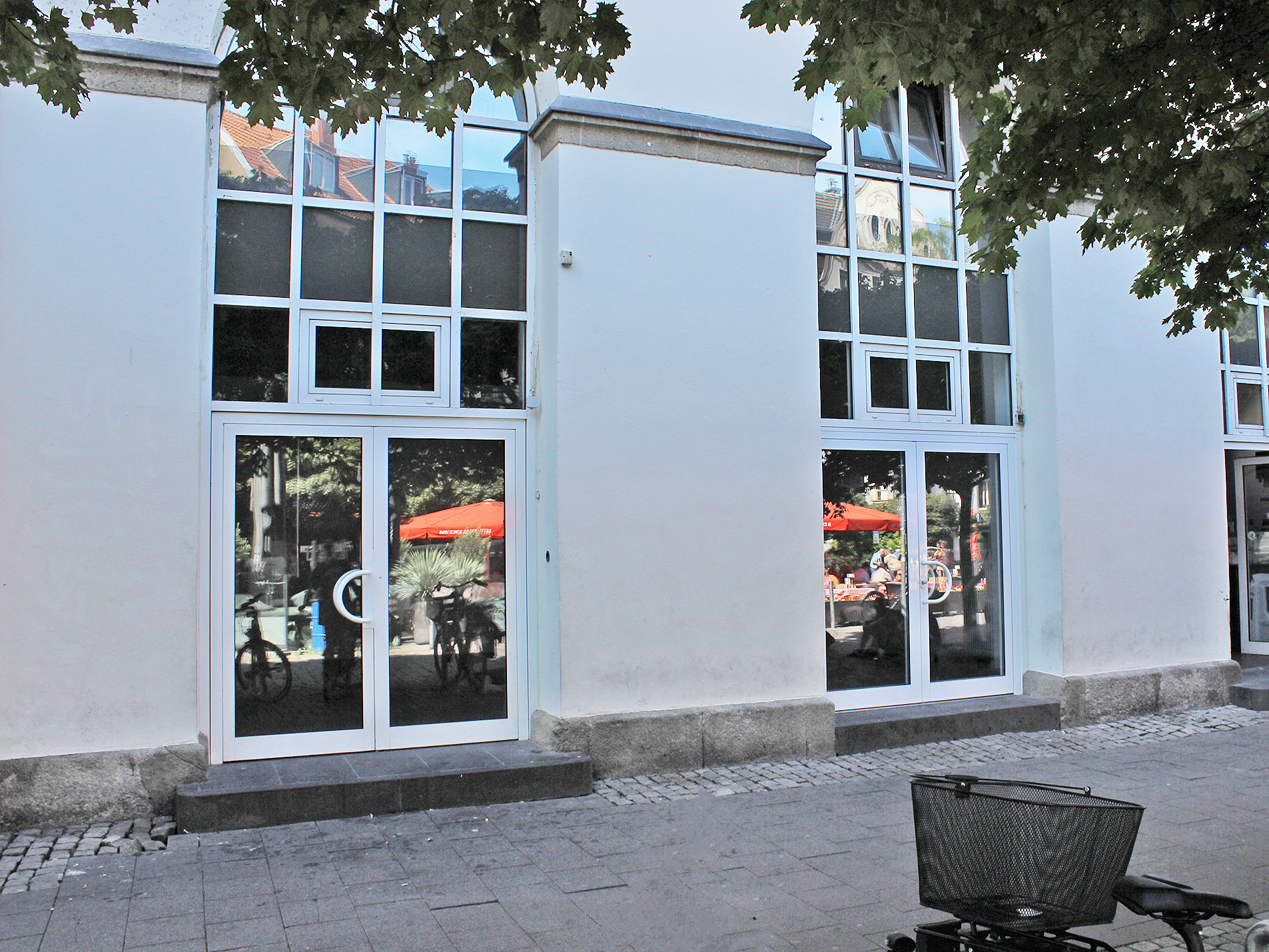Außenansicht Ladenlokal 2