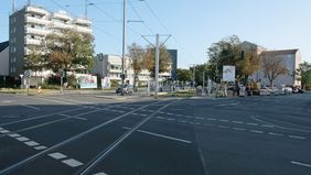 Im Zuge der Umgestaltung des Aachener Platzes wird statt der Kreuzung ein großer Kreisverkehr angelegt. Foto: Wilfried Meyer