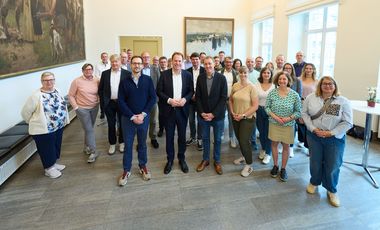 Oberbürgermeister Dr. Stephan Keller hat am Freitag, 12. Juni 2026, eine Delegation der BIS im Jan-Wellem-Saal des Rathauses empfangen. Foto: LHD/Claus Langer