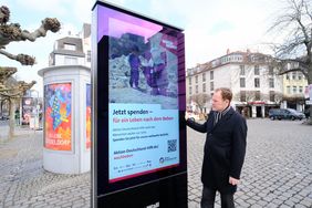 Oberbürgermeister Dr. Stephan Keller unterstützt die Kampagne von der "Aktion Deutschland Hilft".