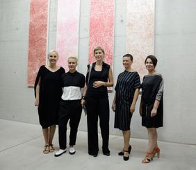 Künstlerin und Kuratorin; Natalia Gershevskaya, Kuratorin; Diana Krause, wissenschaftliche Mitarbeiterin, The Moscow Museum of Modern Art)