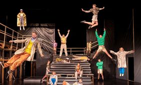 Mit der Uraufführung von "'Hyper Real" startet das Düsseldorfer Schauspielhaus in die Spielzeit 2020/21, Foto: Thomas Rabsch.