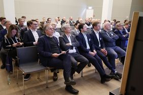 Am Dienstag, 19. März, fand eine Auftaktveranstaltung mit Stakeholdern zum Start der Kommunalen Wärmeplanung statt. Foto: Young