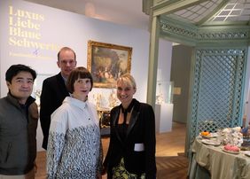 Stellten die neue Sonderausstellung vor: (v. l.) Michael Röbbig-Reyes, Kurator Wilko Becker, Susanne Schmitt (Blumenhaus am Hofgarten) sowie Museumsleiterin Dr. Daniela Antonin; Foto: Wilfried Meyer