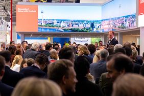 Impressionen vom Messestand der Landeshauptstadt Düsseldorf während der Präsentation des Oberbürgermeisters auf der Expo Real 2023; Foto: Gongoll