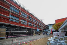Der Schulstandort Am Poth wird für insgesamt rund 8,9 Millionen Euro auf den neuesten Stand gebracht. Foto: Melanie Zanin