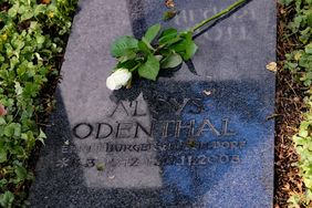 Aloys Odenthal war 1985 zum Ehrenbürger der Stadt Düsseldorf ernannt worden für seine Verdienste um die Rettung der Stadt im April 1945. Foto: Michael Gstettenbauer