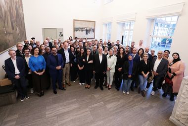 Interkultureller Empfang im Rathaus: Gemeinsam mit dem Ausschuss für Chancengerechtigkeit und Integration begrüßte Oberbürgermeister Dr. Stephan Keller die Gäste im Jan-Wellem-Saal; Foto: David Young