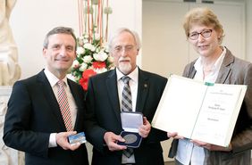 Rheinlandtaler für Wolfgang Sauer; Foto: Lammert
