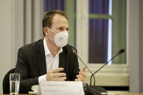 Düsseldorfs Oberbürgermeister Dr. Stephan Keller lässt ein Konzept zum Schutz vor Starkregenereignissen erarbeiten; Foto: Lammert