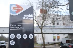 Gleich zwei neue Mobilitätsstationen sind an der Universität entstanden - hier ein Bild von der Station an der Mensa. Foto: Connected Mobility Düsseldorf