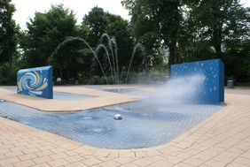 Wasserspielplatz am Alten Bilker Friedhof
