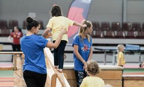 Kinder in Aktion beim Kita-Bewegungscamp