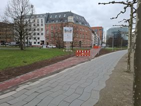 Im Zuge der Radleitroute 1 wurde zwischen Rheinuferpromenade und Moselstraße bereits eine neue Radverkehrsanbindung realisiert. Foto: Amt für Verkehrsmanagement
