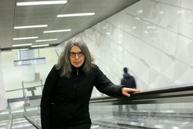 Das experimentelle DJ-Set "Tracks United" von Waltraud Blischke ist im Aufgang der U-Bahnstation zur Königsallee/Corneliusplatz, dem "Auditorium", derzeit zu hören; Foto: Ingo Lammert
