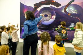 Die Kindermuseumnacht 2022: Hier ein Angebot in der Kunsthalle; Foto: Uwe Schaffmeister