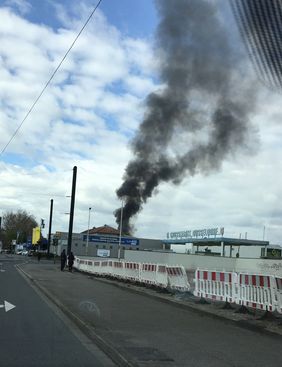 Bereits auf der Anfahrt war die Rauchsäule erkennbar