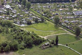 Neugestaltete Mündung des Pillebachs in die Nördliche Düssel.