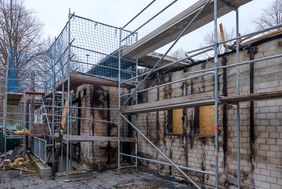 Das Vereinsheim von Schwarz-Weiß wurde in der Nacht zum 30. Oktober 2018 bei einem Brand zerstört; Foto: Schaffmeister 