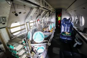 Epishuttle im Flugzeug. Foto: Zanin