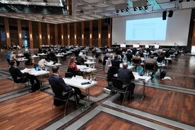 Archivbild: Ratssitzung in der Stadthalle des CCD Congress Centers am 14. Mai 2020; Foto: Gstettenbauer