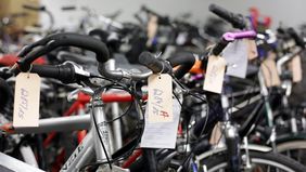 Symbolfoto: Fundbüro. Zum letzten Mal in diesem Jahr können Interessierte Fahrräder im Fundbüro, Erkrather Straße 1-3, ersteigern. Foto: Landeshauptstadt Düsseldorf