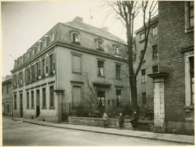 Das Palais Nesselrode vor der Zerstörung