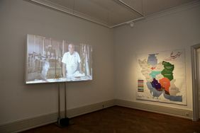 Aus Anlass von Günther Ueckers 90. Geburtstag in diesem Jahr zeigt das Goethe-Museum vom 8. September bis zum 15. November die Sonderausstellung "Orient und Okzident sind nicht mehr zu trennen. Uecker – Hafis – Goethe"; Foto: Ingo Lammert