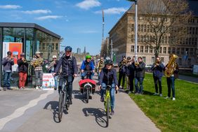 Zum zehnten Mal in Folge beteiligt sich die Landeshauptstadt am Wettbewerb Stadtradeln des Klima-Bündnisses - des größten kommunalen Netzwerks zum Klimaschutz. Foto: Uwe Schaffmeister