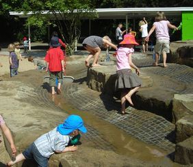 Archivbild Wasserspielplatz