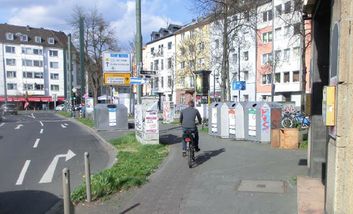 Dorotheenplatz - Radweg vorher