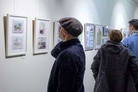 Ausstellung 'Urban Sketchers - die Welt zeigen, Zeichnung für Zeichnung' - Blick in die Schau, Foto: Uwe Schaffmeister.