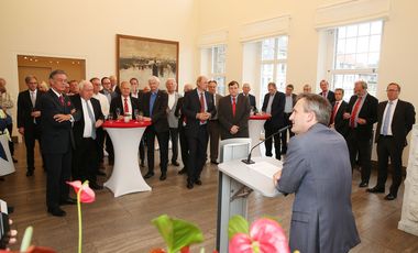 Oberbürgermeister Thomas Geisel begrüßte die Düsseldorfer Jonges im Jan-Wellem-Saal