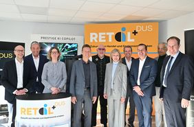 Oberbürgermeister Dr. Stephan Keller bei der Eröffnung des Showrooms von Retail+ DUS. © LHD/Michael Lübke