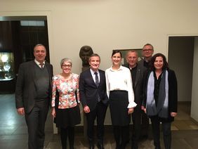 Interdisziplinäre Experten zum Thema Klimaneutralität haben sich am Mittwoch, 29. Januar, mit Oberbürgermeister Thomas Geisel (3.v.r.) im Rathaus getroffen. Foto: Stadt