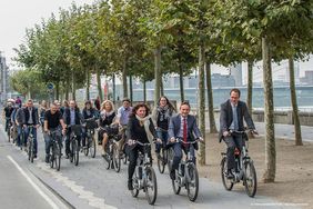 Anradeln beim Start der Aktion 'Stadtradeln' im Jahr 2014
