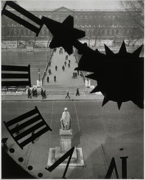 Im Heine-Institut ist erstmals die neue Sonderausstellung "Paris, die schöne Zauberstadt" zu sehen, hier eine Fotografie aus der Schau von André Kertész: Centre Pompidou, MNAM-CCI, Dist. RMN-Grand Palais; Foto: Bertrand Prevost