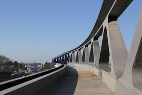 Die Stahlbaugrundmontage der Brücke erfolgt in neun Verschüben bis zum Spätsommer 2022. Foto: Ingo Lammert