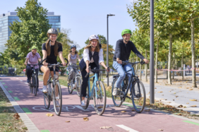 Foto von 3 Radfahrenden