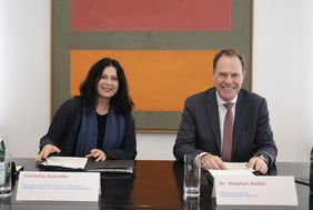 Setzen neue Impulse gegen die Stagnation beim Wohnungsbau: Oberbürgermeister Dr. Stephan Keller und Beigeordnete Cornelia Zuschke. Foto: Ingo Lammert