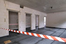 Die Kindertagesstätte Kaldenberger Straße wird erweitert und erhält einen Anbau, der zukünftig als Familienzentrum genutzt wird. Das Richtfest in Holthausen fand am Montag, 15. August, statt; die Inbetriebnahme ist für Juni 2023 geplant, © Landeshauptstadt Düsseldorf/Michael Gstettenbauer