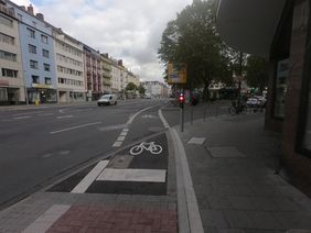 Foto vom Radwweg entlang des Worringer Platzes