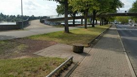 Die Fußgängerbrücke Nordpark über die Rotterdamer Straße wird abgerissen und durch eine Ampel ersetzt