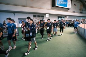 Für 159 Athletinnen und Athleten aus Südkorea wurde es am Dienstag, 13. Juni, sportlich: Die Aktiven bereiten sich im Rahmen der "Düsselympics" auf die "Special Olympics World Games Berlin 2023" vor. Foto: Gstettenbauer