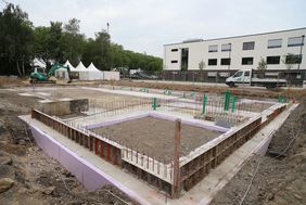 An der Theodor-Litt-Straße 1 in Garath entsteht für rund 3,27 Millionen Euro eine neue Jugendfreizeiteinrichtung. Foto: Ingo Lammert