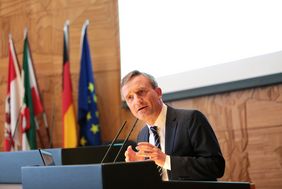 Oberbürgermeister Thomas Geisel bei seiner Eröffnungsrede.