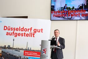 Auf dem Weg zur Verkehrswende hat die Stadt beim Öffentlichen Nahverkehr sowie bei der Förderung umweltfreundlicher Verkehrsmittel den Hebel umgelegt und Investitionen in dreistelliger Millionenhöhe getätigt