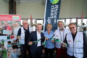 Stellten Einzelheiten zum Rhine-Clean-Up-Tag am Samstag, 14. September, vor: Ingo Lentz, Oberbürgermeister Thomas Geisel, Andrea Steffen, Joachim Umbach und Dr. Klaus Vorgang (v.l.). Foto: Ingo Lammert